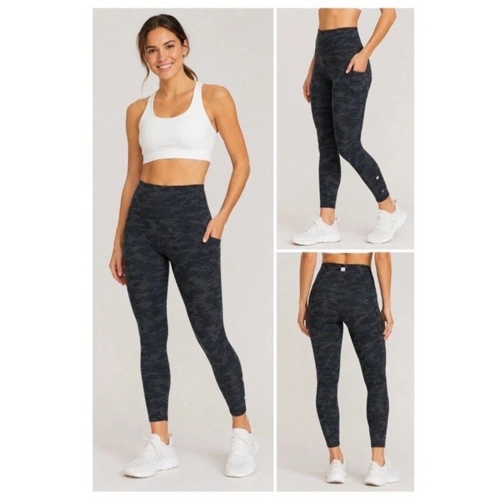 Vuori Clean Elevation Legging Charcoal Camo High Rise 7/8 Pocket Small Cropped